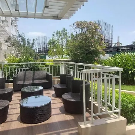 Cozy Fully Furnish Condo With Viewing Deck And Alfresco